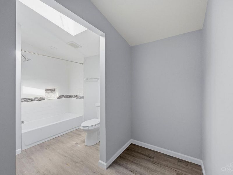 5866 Kennedy Avenue, Cincinnati, OH 45213 Photo 23