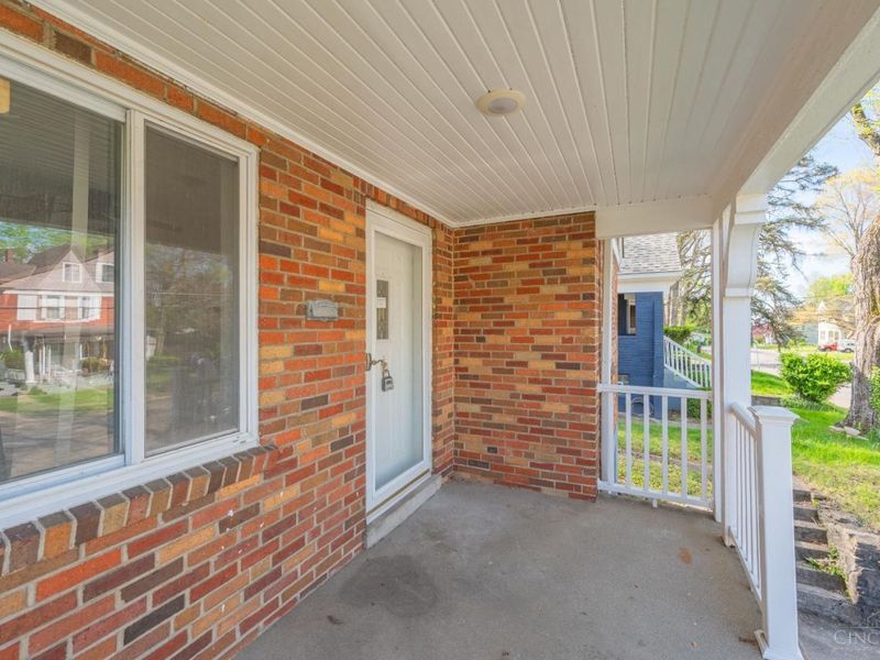 5866 Kennedy Avenue, Cincinnati, OH 45213 Photo 3