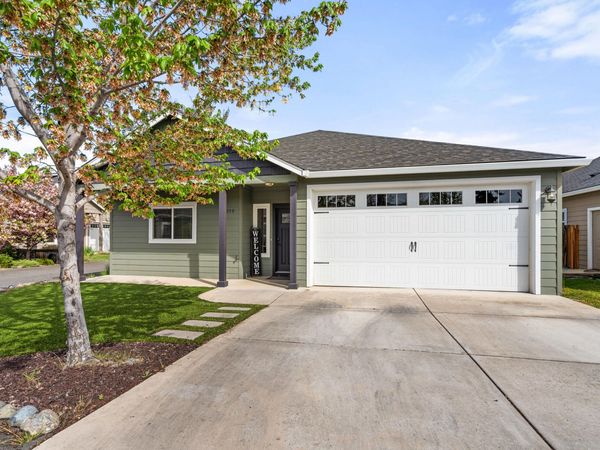 1350 Swayze Lane, Medford, OR 97501