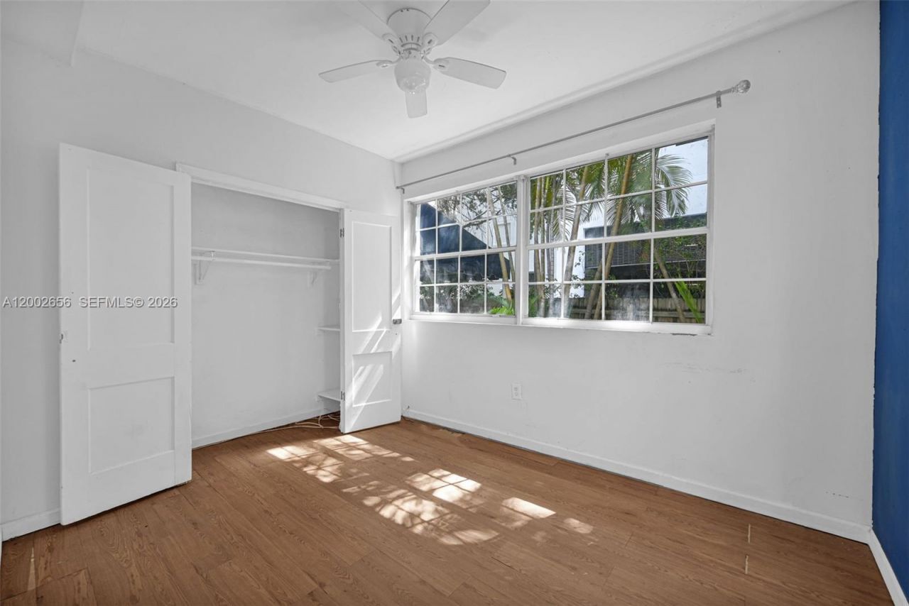 452 NE 30th St , Miami, FL 33137 Photo