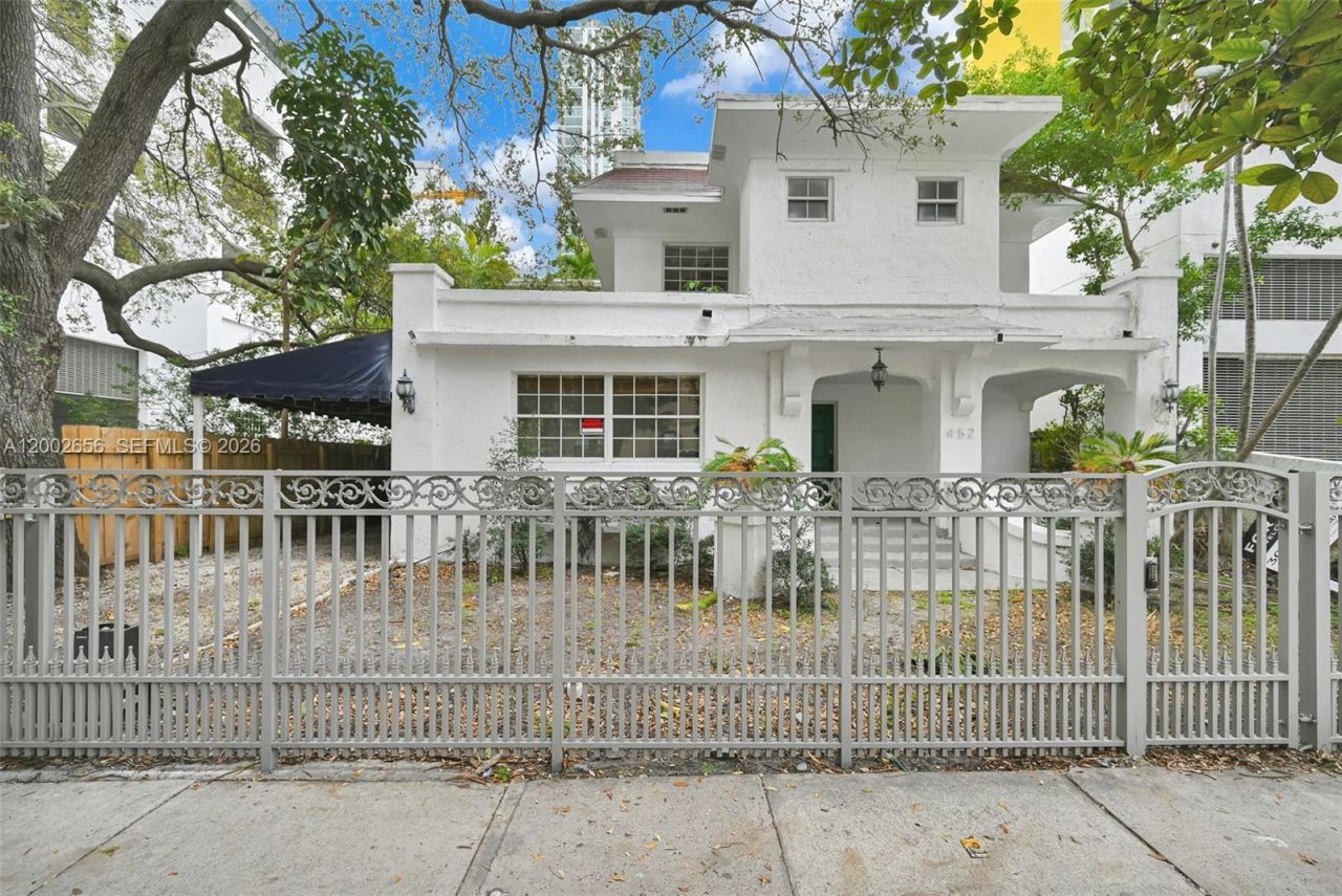452 NE 30th St , Miami, FL 33137 Photo