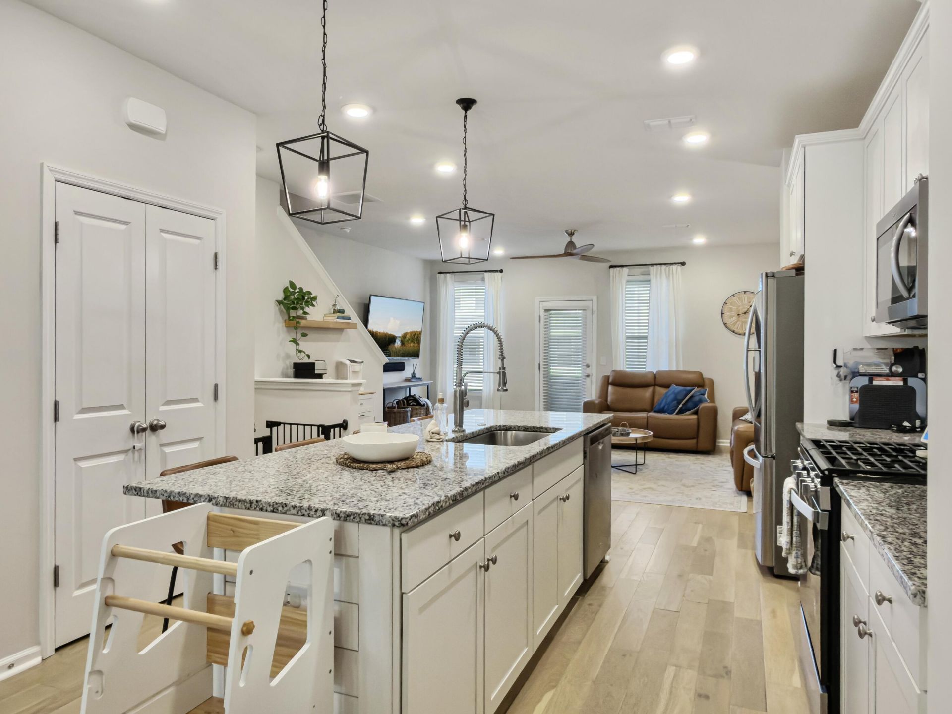 207 Harlequin Alley Photo 12