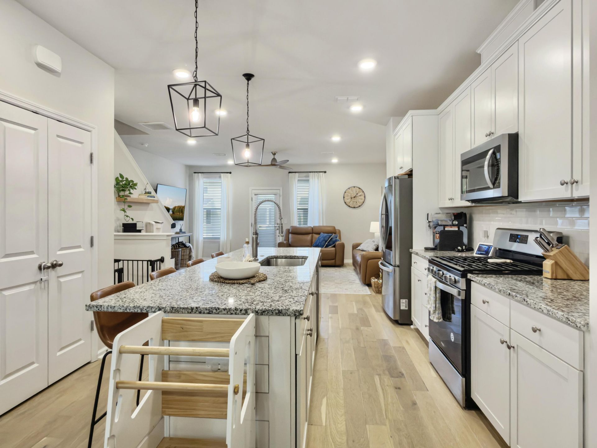 207 Harlequin Alley Photo 13