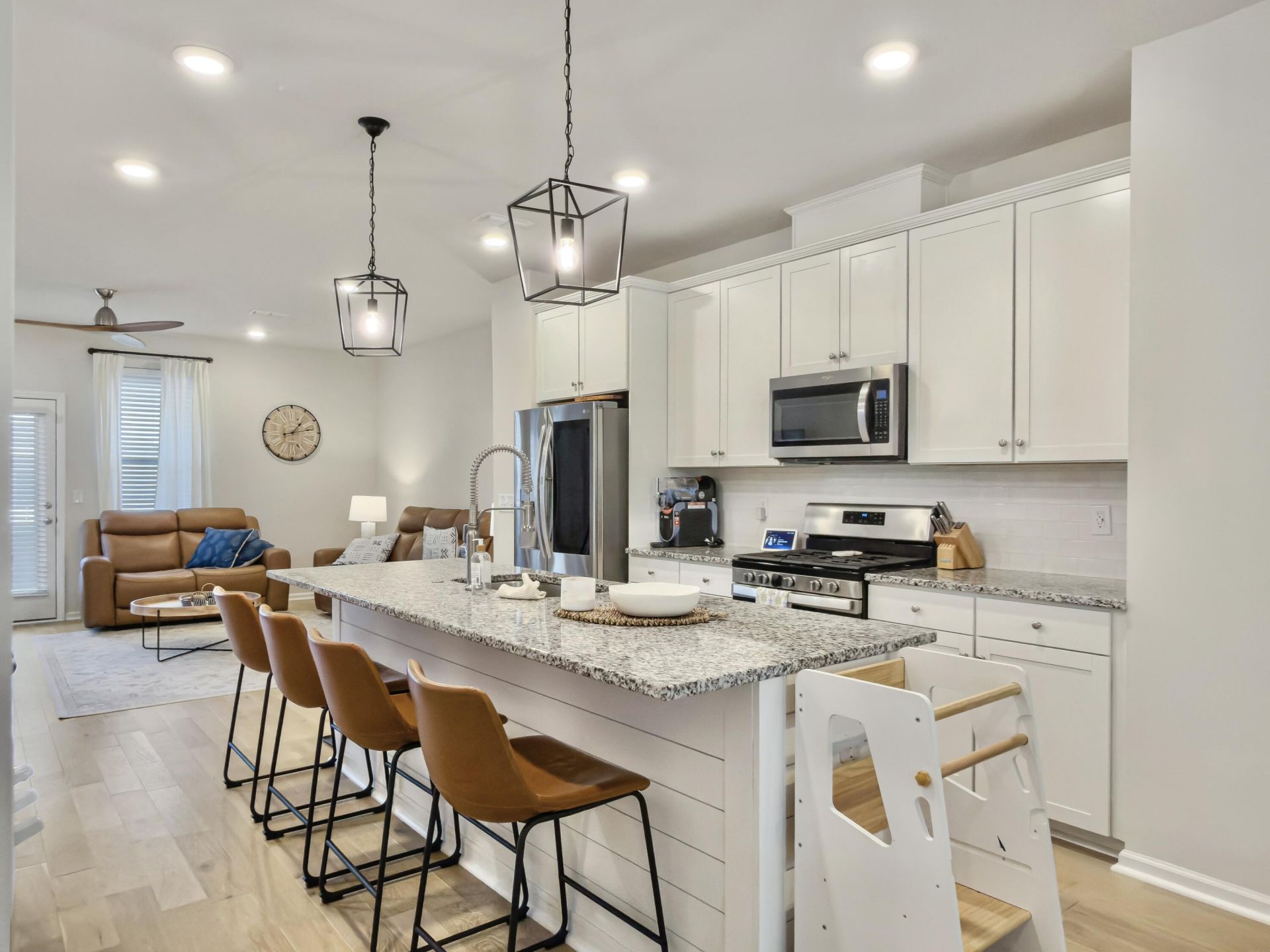 207 Harlequin Alley Photo 14