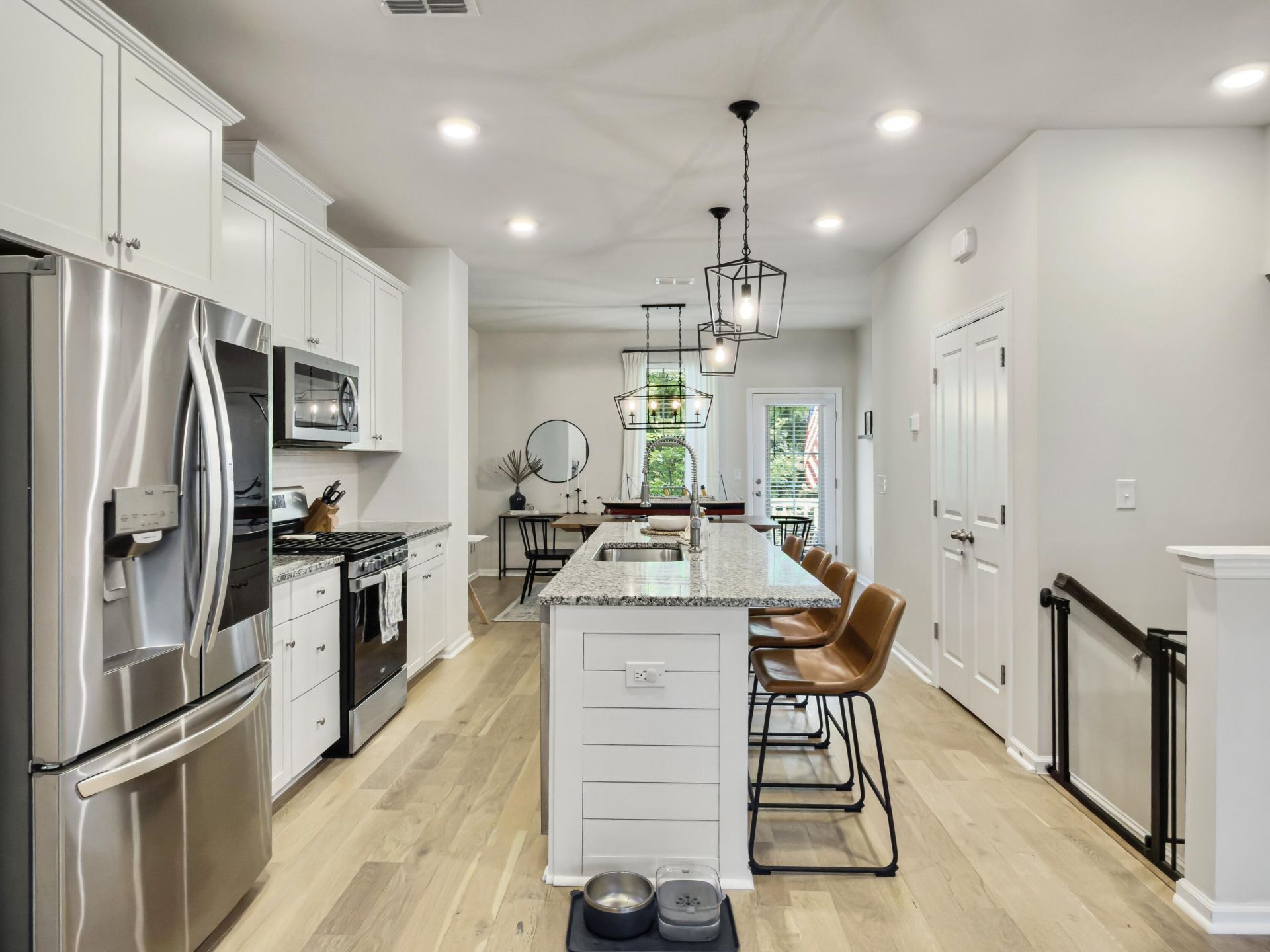 207 Harlequin Alley Photo 18