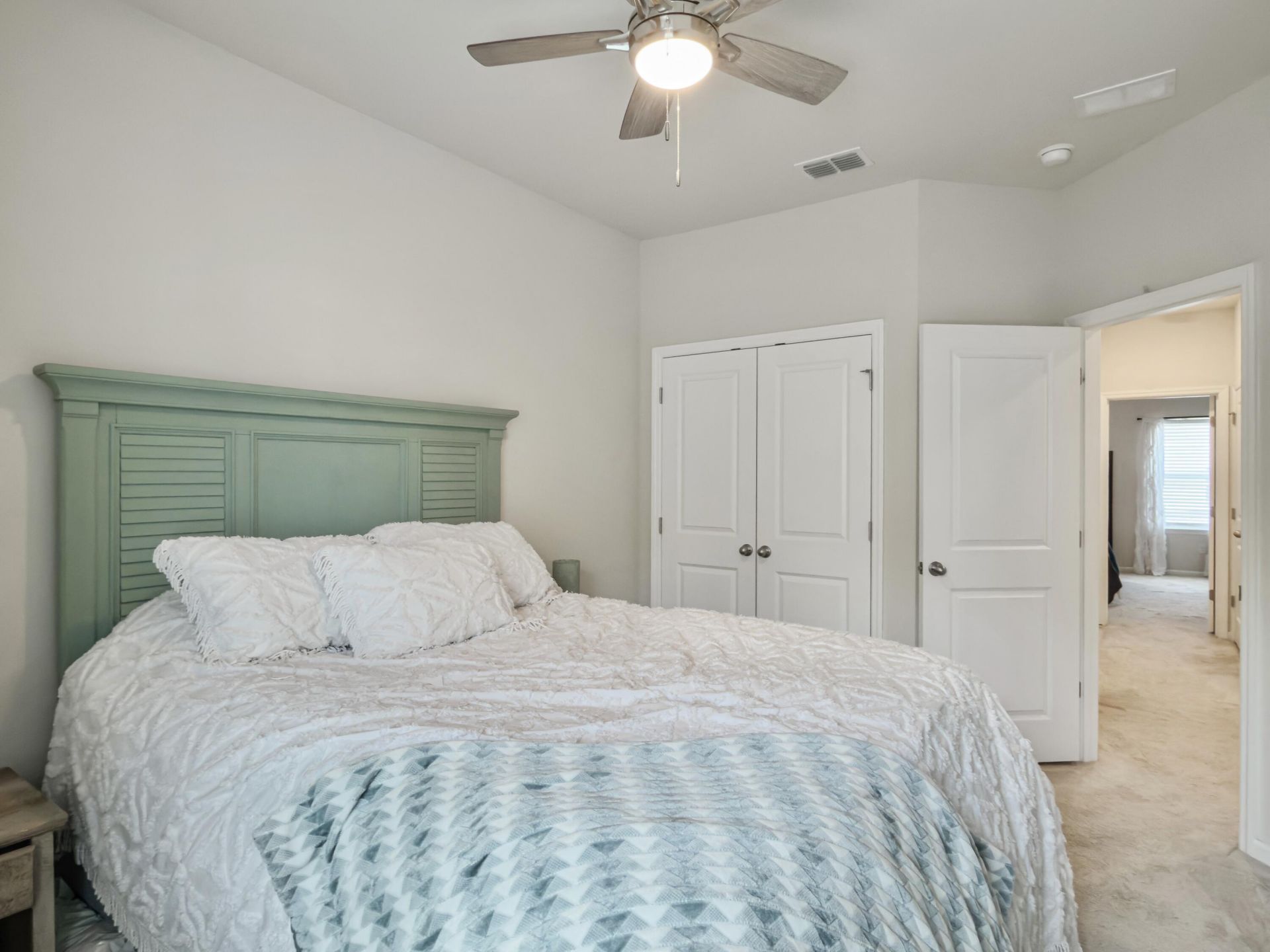 207 Harlequin Alley Photo 29