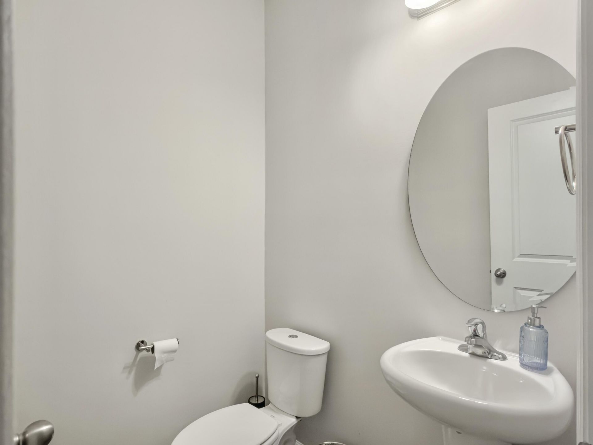 207 Harlequin Alley Photo 8