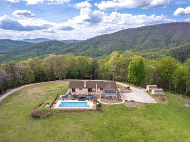 355 Dyson Road, Amherst, VA 24521