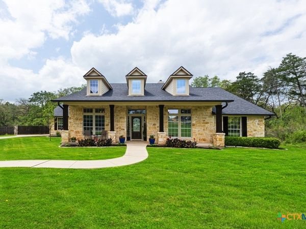 142 Carriage Court, Bastrop, TX 78602