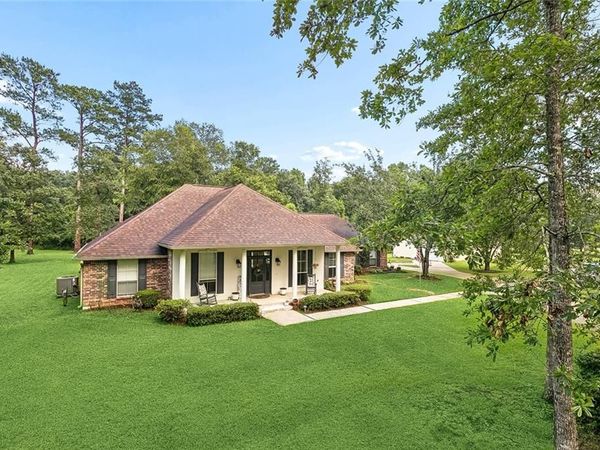 80082 WOODLAND Drive, Bush, LA 70431