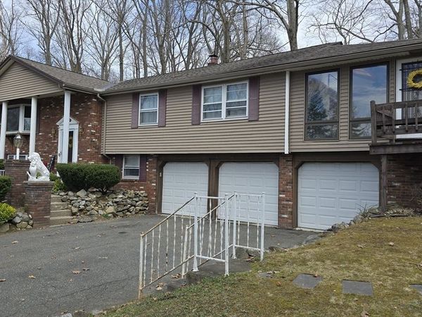 142 Marion Cir, Ludlow, MA 01056