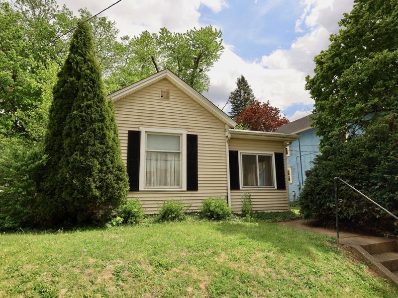 140 N Ewing Street , Lancaster, OH 43130 Photo 1