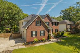 12 Plantation Circle photo 4