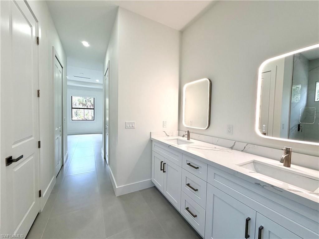 4283 10th St Ne, Naples, FL 34120 Photo