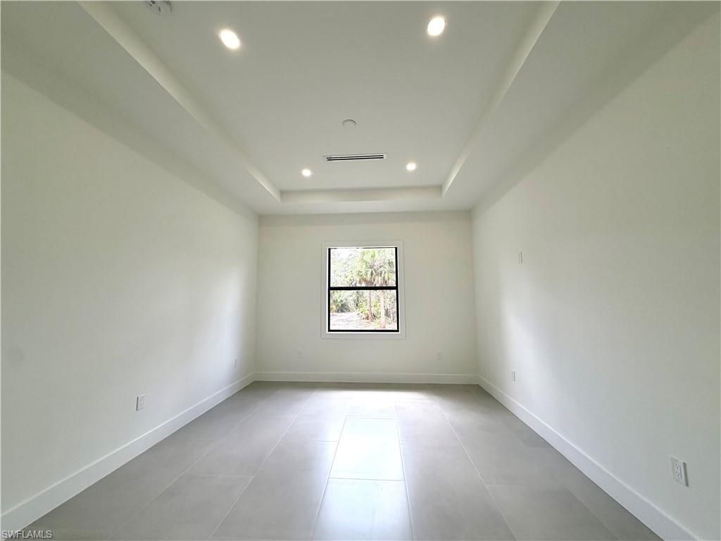 4283 10th St Ne, Naples, FL 34120 Photo