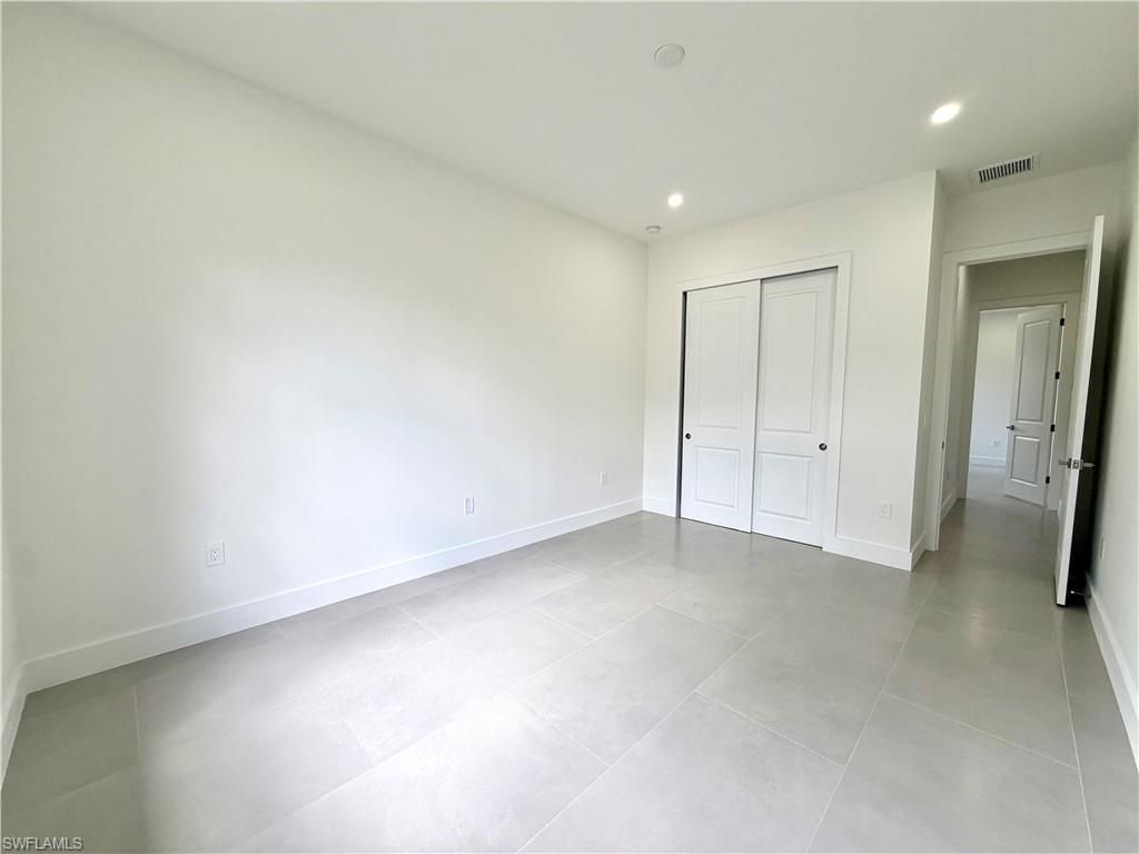 4283 10th St Ne, Naples, FL 34120 Photo