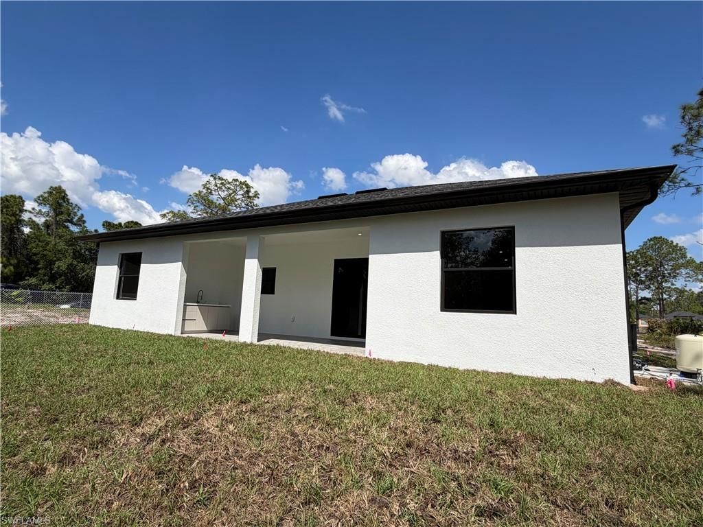 4283 10th St Ne, Naples, FL 34120 Photo