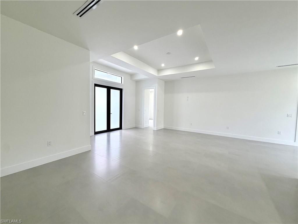 4283 10th St Ne, Naples, FL 34120 Photo