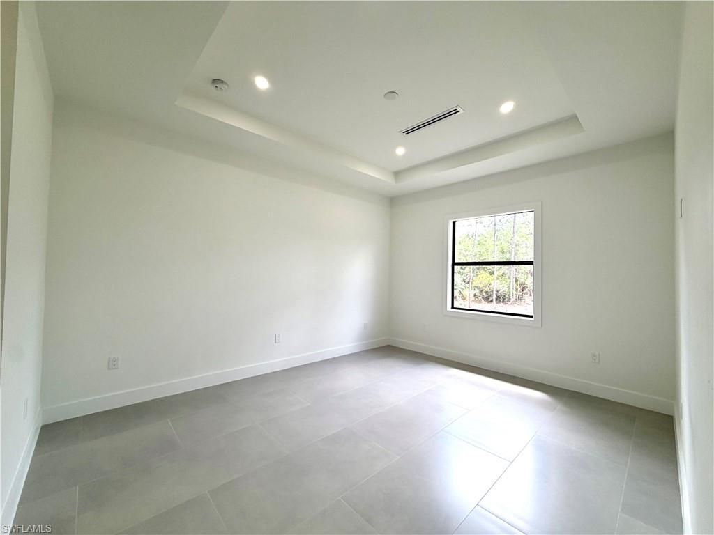 4283 10th St Ne, Naples, FL 34120 Photo