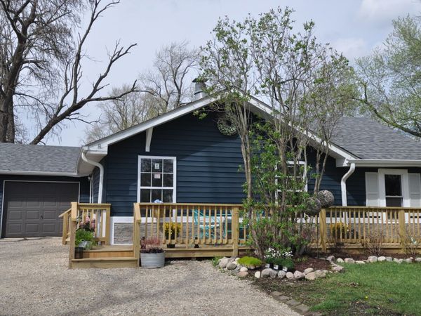 26458 W Grapevine Avenue, Antioch, IL 60002