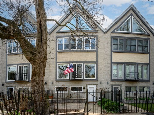 1874 N Oakley Avenue , Chicago, IL 60647