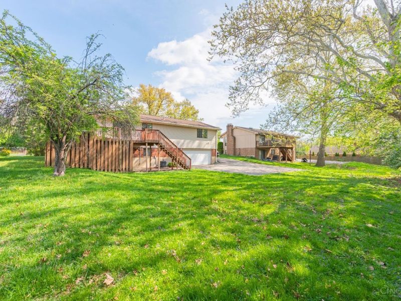 3647 E Galbraith Road, Amberley, OH 45236 Photo 40