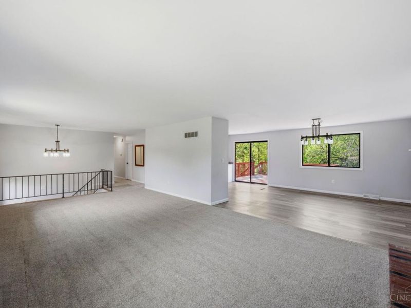 3647 E Galbraith Road, Amberley, OH 45236 Photo 9