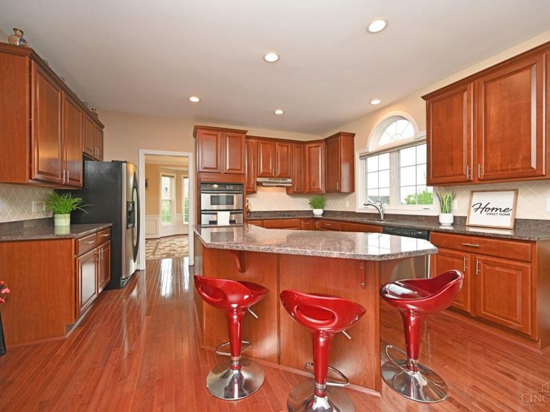 7434 Foxchase Drive, West Chester, OH 45069 Photo 12