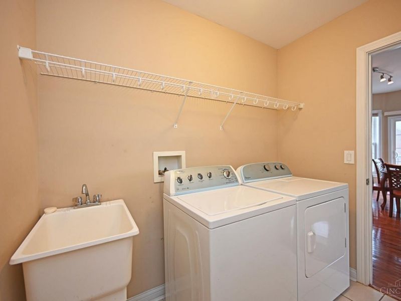 7434 Foxchase Drive, West Chester, OH 45069 Photo 26