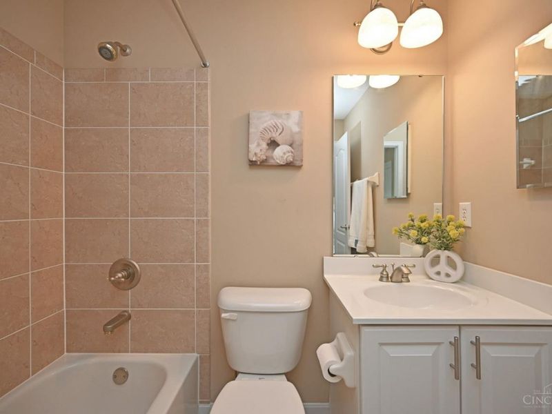 7434 Foxchase Drive, West Chester, OH 45069 Photo 38