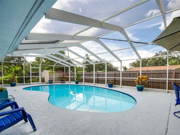 1 MAPLEWOOD AVENUE, CLEARWATER, FL 33765
