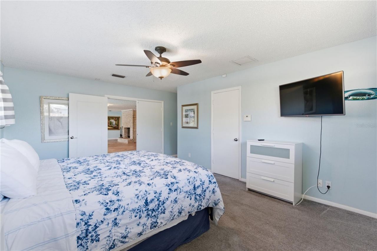 1 Maplewood Avenue, Clearwater, FL 33765 Photo