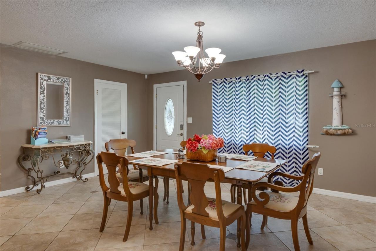 1 Maplewood Avenue , Clearwater, FL 33765 Photo