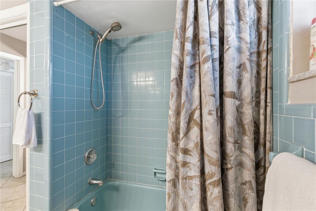 1 Maplewood Avenue, Clearwater, FL 33765 Photo