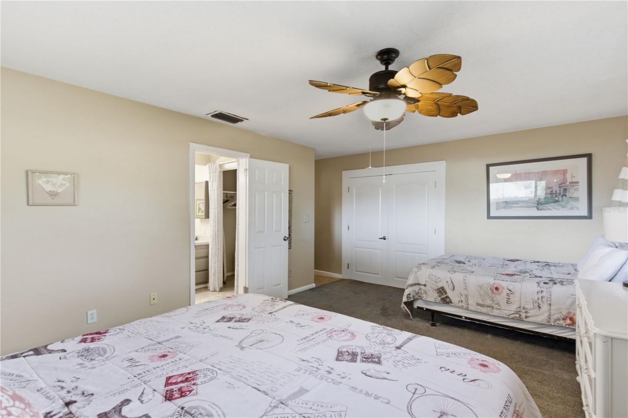 1 Maplewood Avenue, Clearwater, FL 33765 Photo