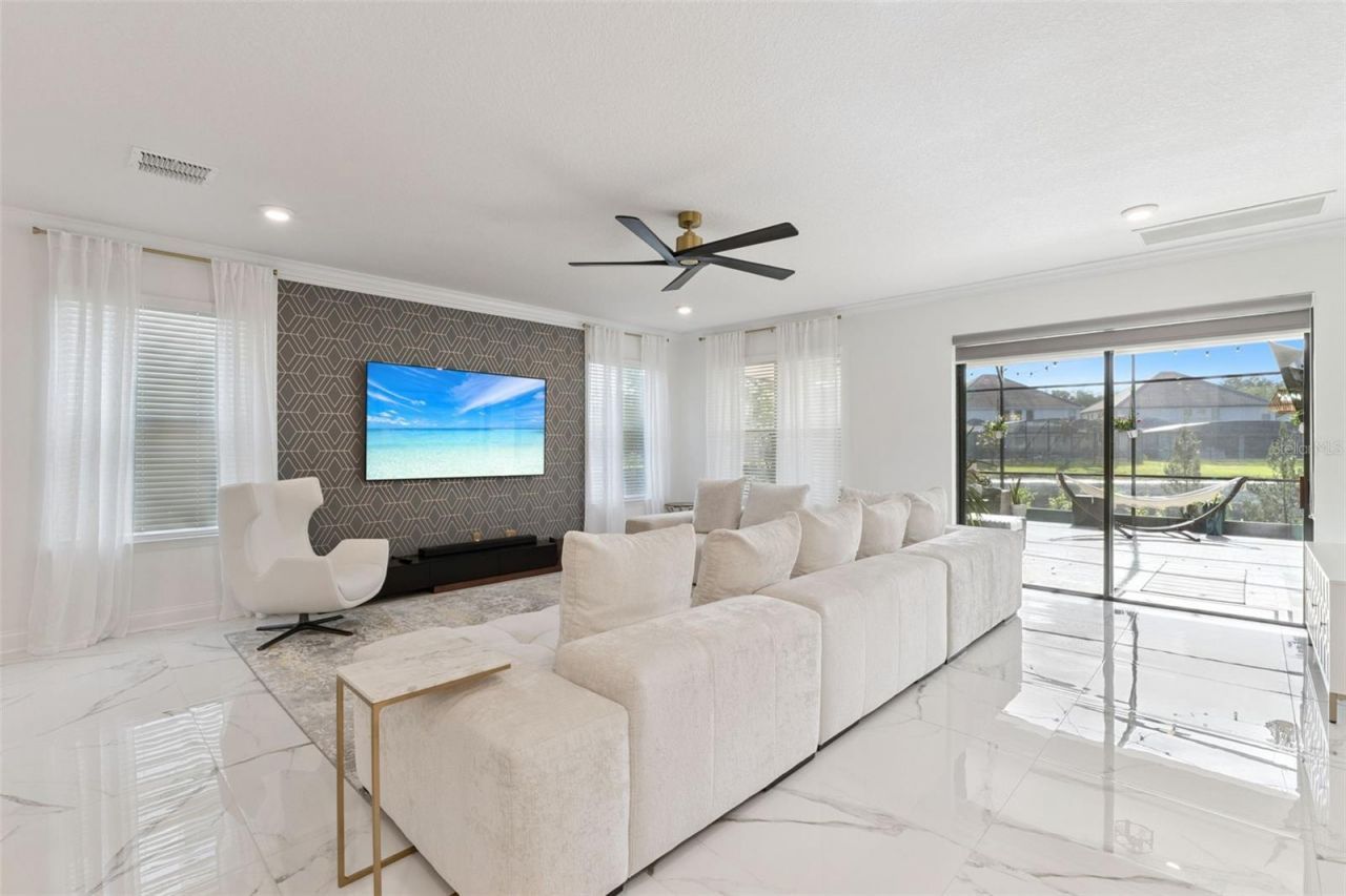 10734 Belle Maisons Drive, Orlando, FL 32832 Photo