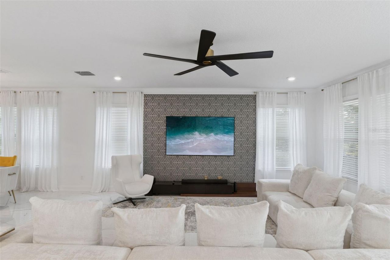 10734 Belle Maisons Drive, Orlando, FL 32832 Photo