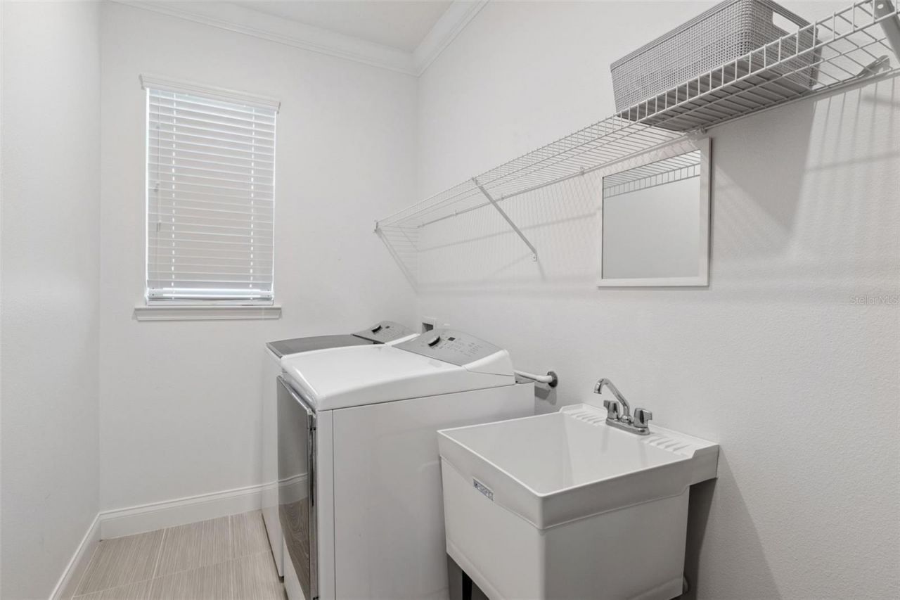 10734 Belle Maisons Drive, Orlando, FL 32832 Photo