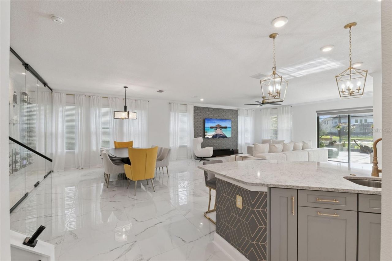 10734 Belle Maisons Drive, Orlando, FL 32832 Photo