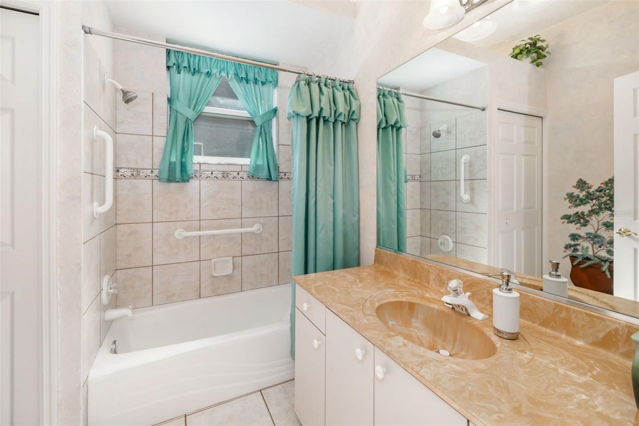 2660 Dick Wilson Drive, Sarasota, FL 34240 Photo