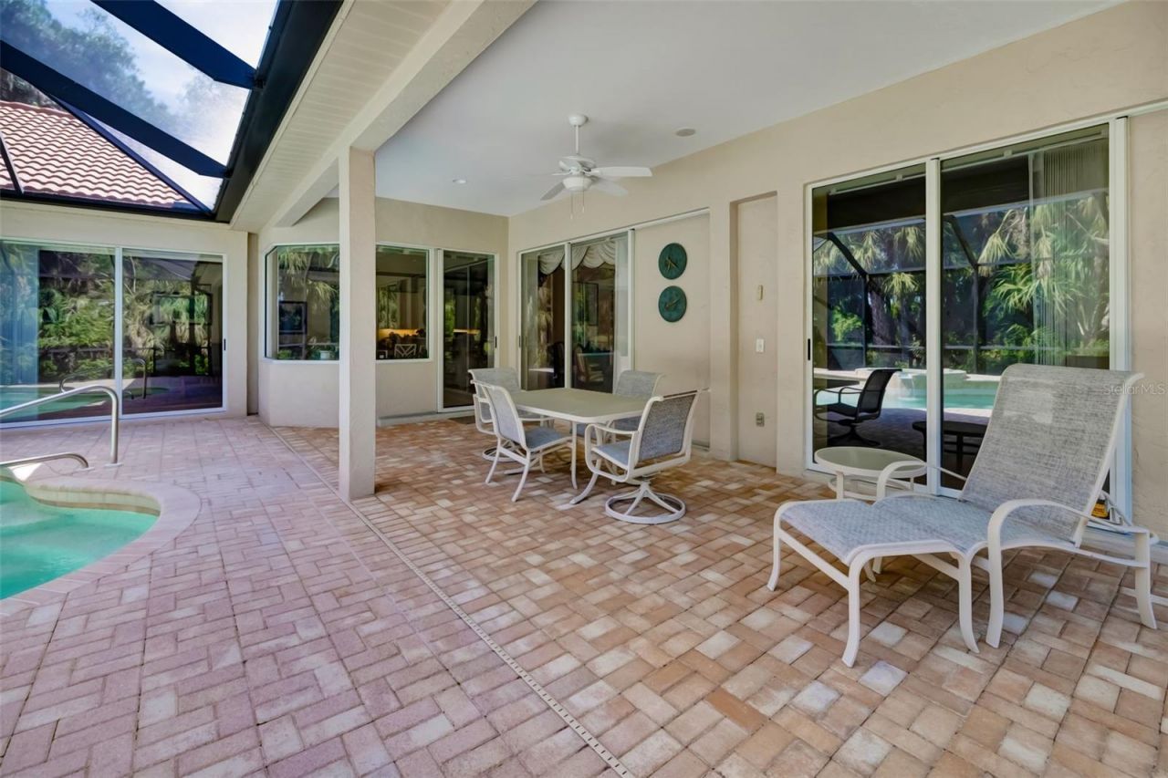 2660 Dick Wilson Drive, Sarasota, FL 34240 Photo