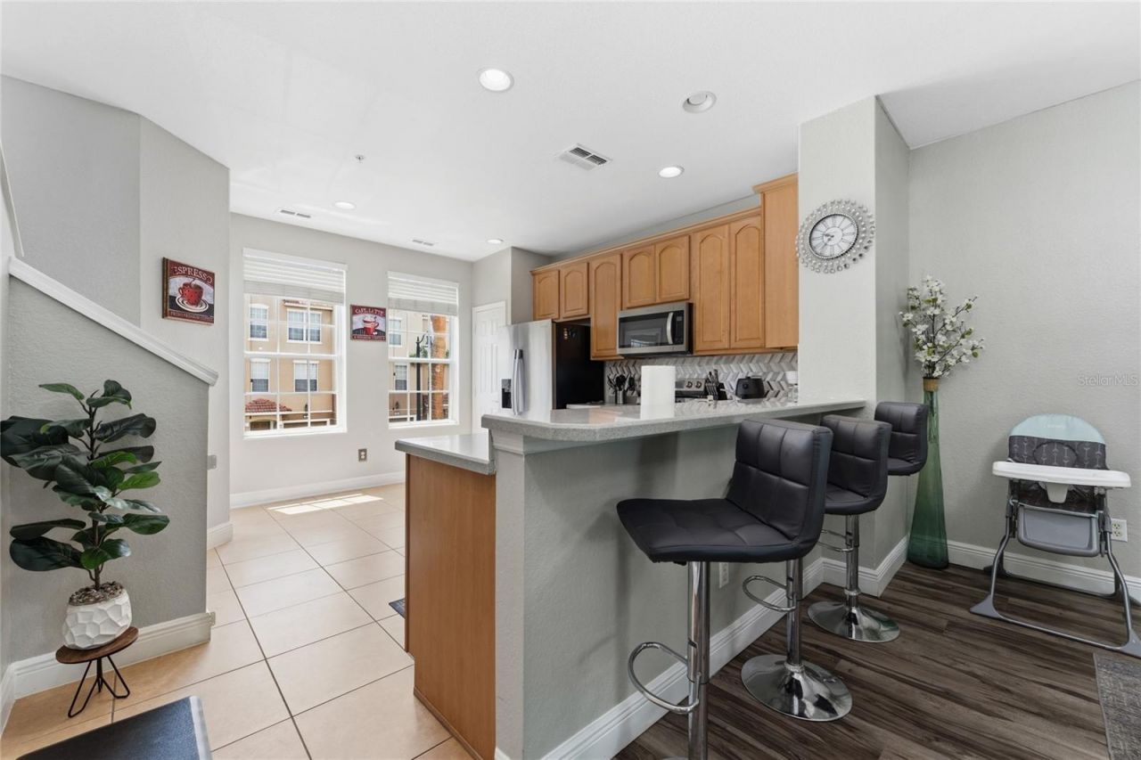 5026 Tideview Circle , Unit 17, Orlando, FL 32819 Photo