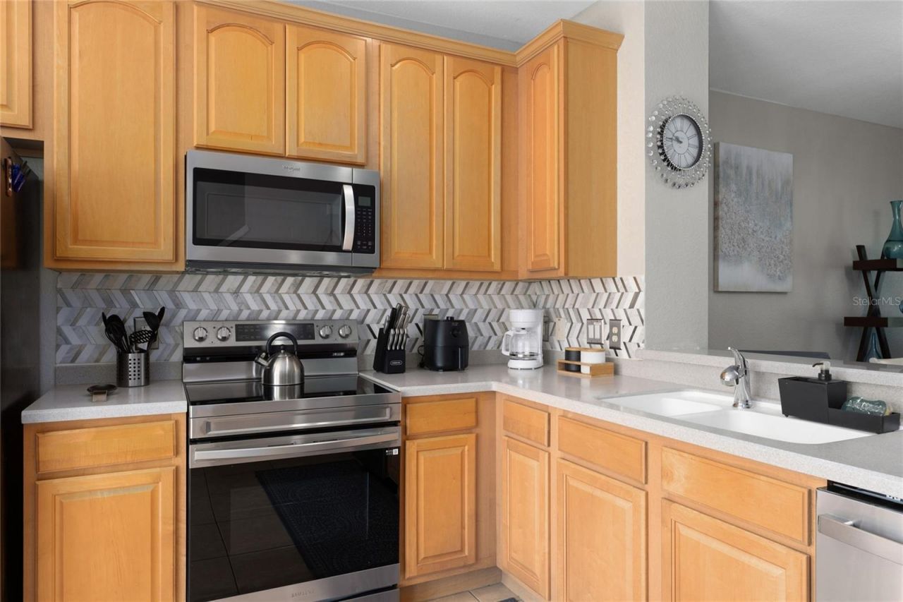 5026 Tideview Circle , Unit 17, Orlando, FL 32819 Photo