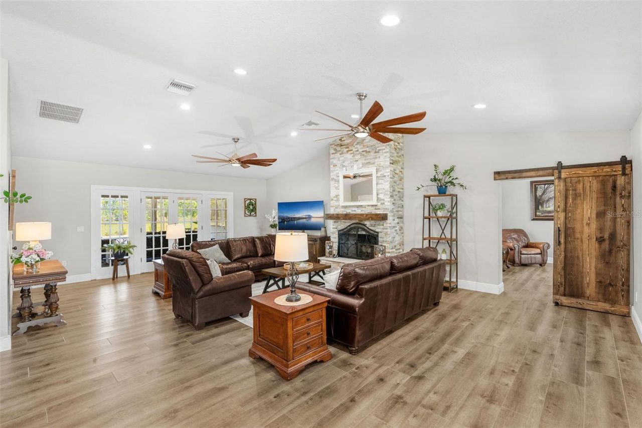 650 Old Mims Road, Geneva, FL 32732 Photo