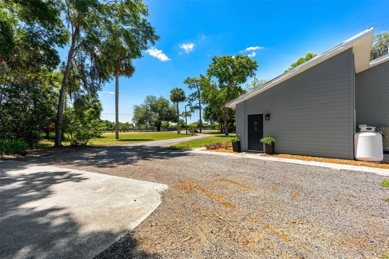 650 Old Mims Road, Geneva, FL 32732 Photo