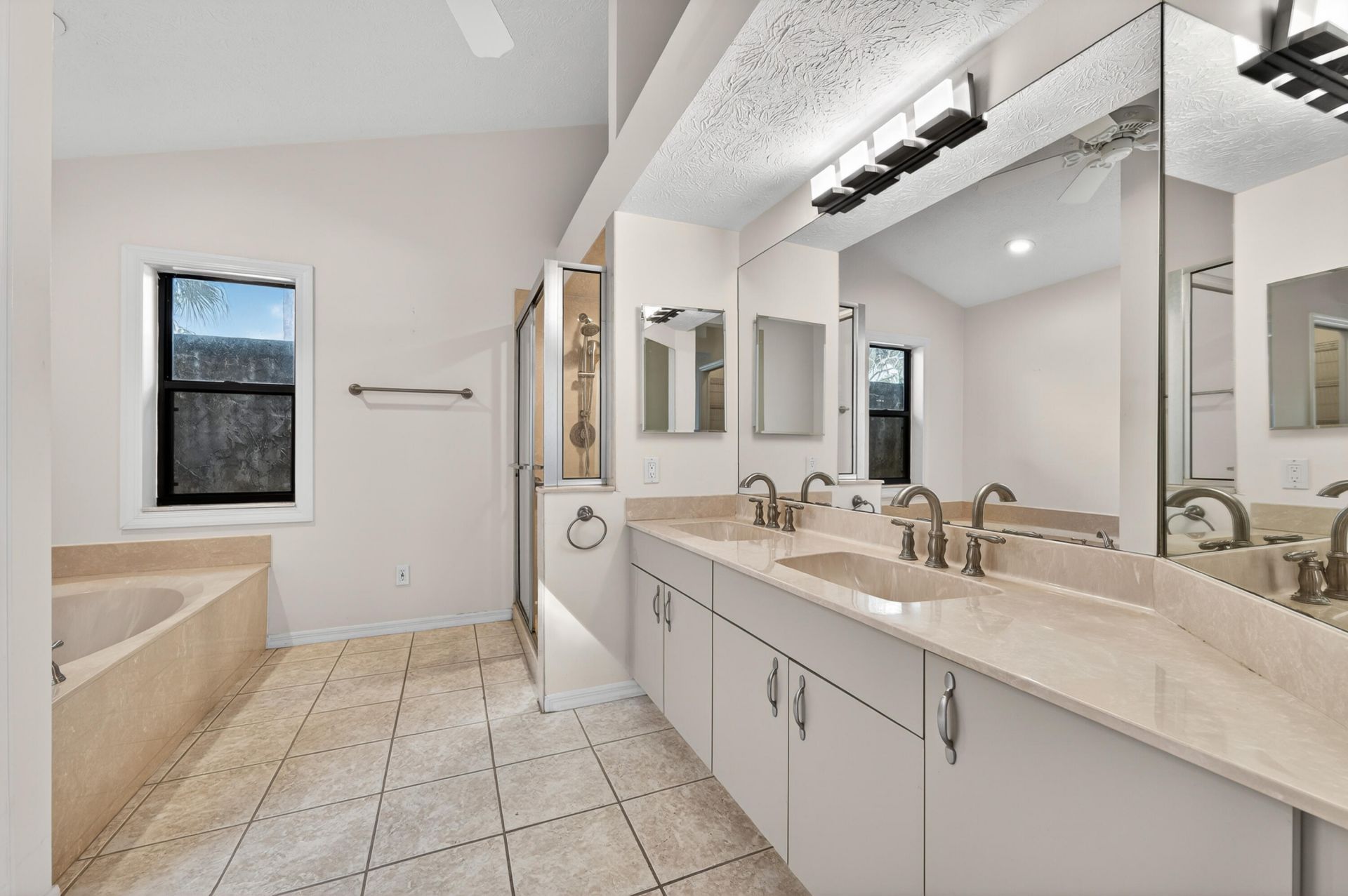 2988 SW Mariposa Circle, Palm City, FL 34990 Photo