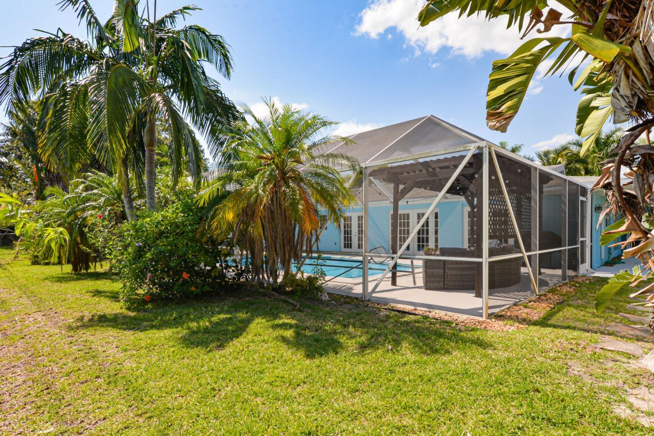 1530 SE Sunshine Avenue, Port Saint Lucie, FL 34952 Photo