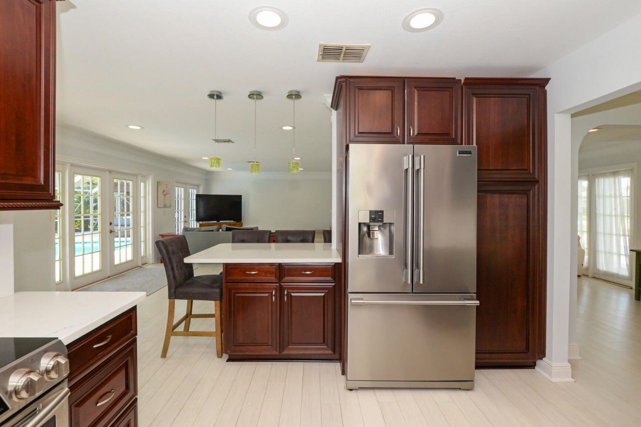 1530 SE Sunshine Avenue, Port Saint Lucie, FL 34952 Photo