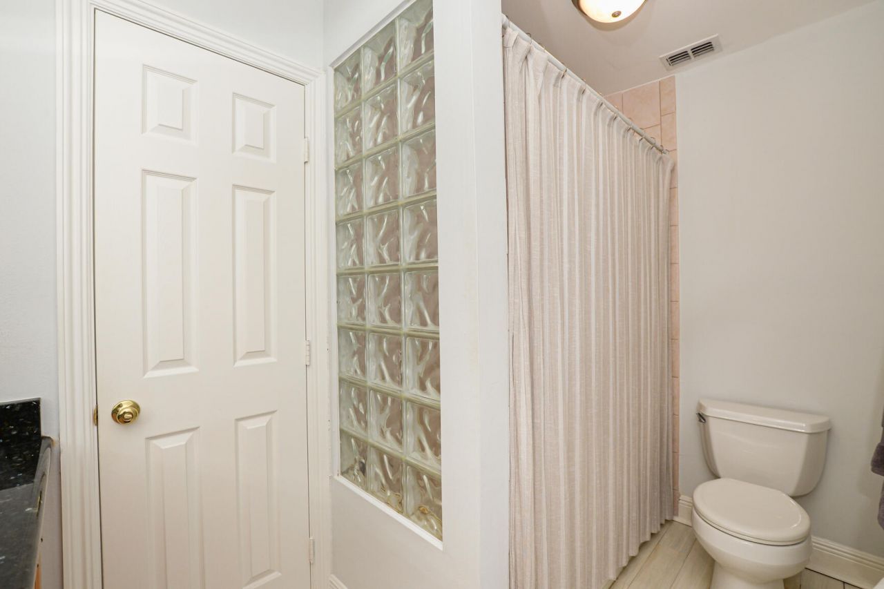 1530 SE Sunshine Avenue, Port Saint Lucie, FL 34952 Photo