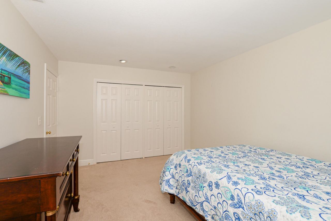 1530 SE Sunshine Avenue, Port Saint Lucie, FL 34952 Photo